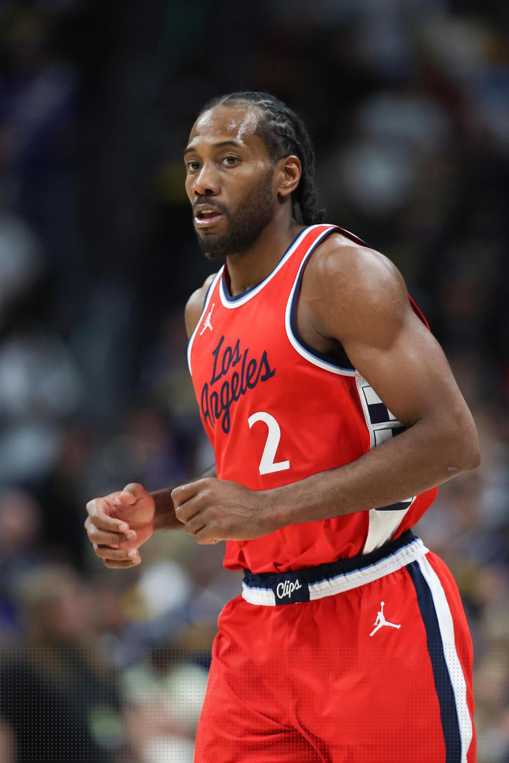 ‘Conspiracy theories’: Clippers’ Kawhi Leonard denies that his endorsement deal was cheating