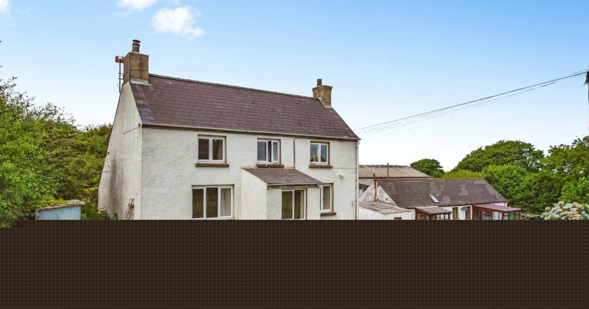 Substantial countryside holding with multiple income streams on market for £875k