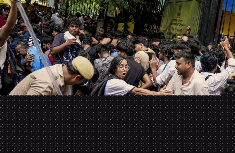 Delhi Police reject social media claims of ‘gunshot injury’ during protest