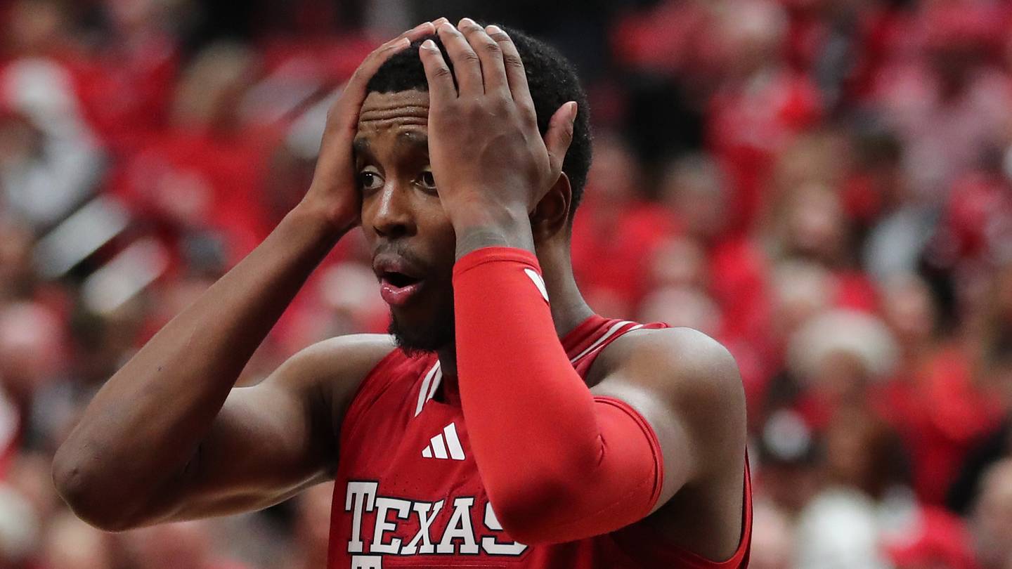Bulls could lose intriguing rookie sharpshooter because of NCAA's 5-in-5 mess