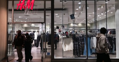 H&M Profit Beats Expectations as Concerns of Slowing Sales Mount