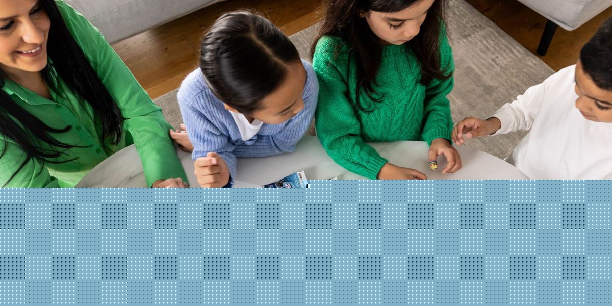 How are schools reacting to playground conflict over Ooshies?