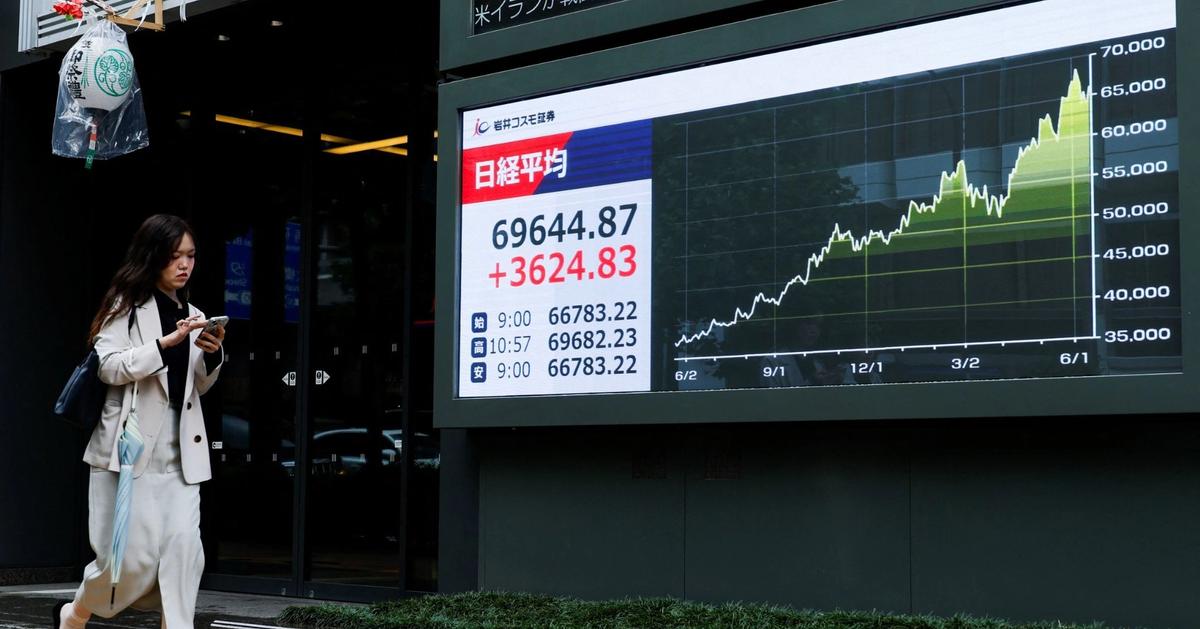 Asian stocks rebound on US tech earnings