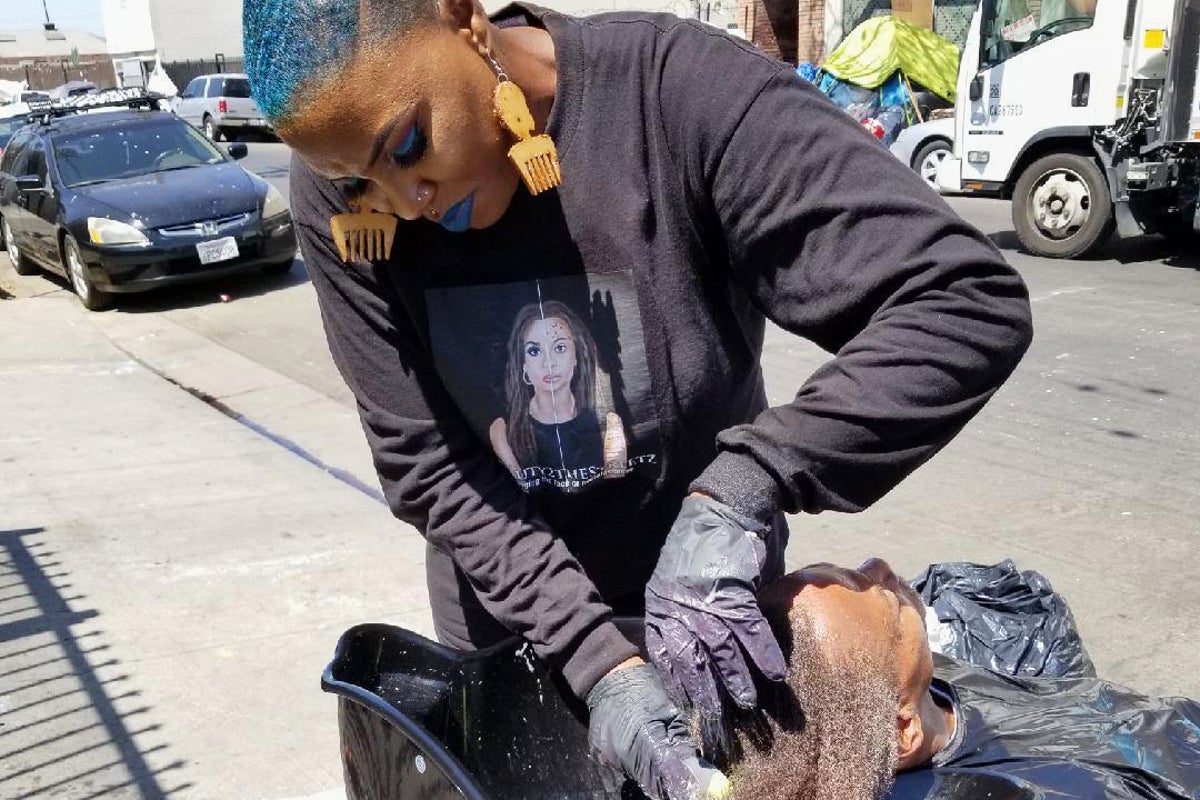 TikTok star Shirley Raines, known for bringing meals and respect to people on Skid Row, dies at 58