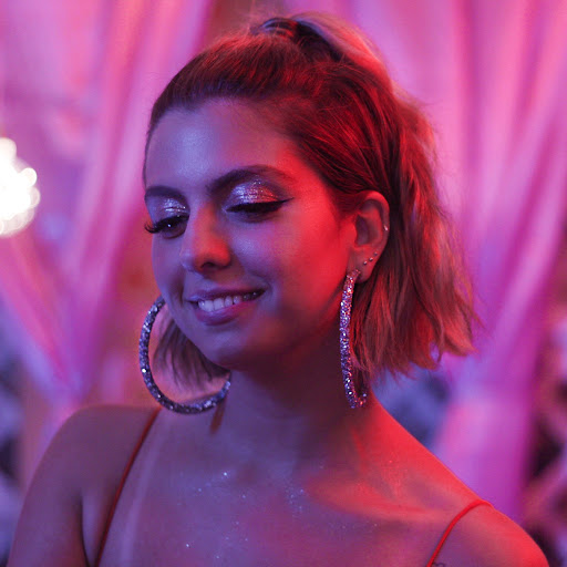 Clara Valverde – Canción del día