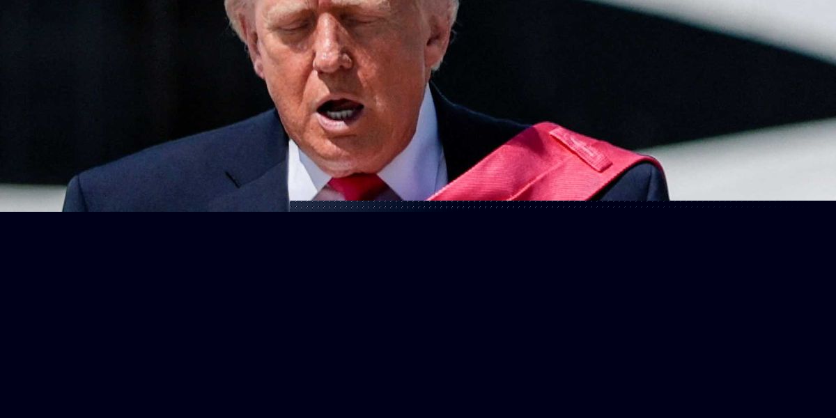Judges smack Trump with unexpected threat on 'unlawful' election meddling