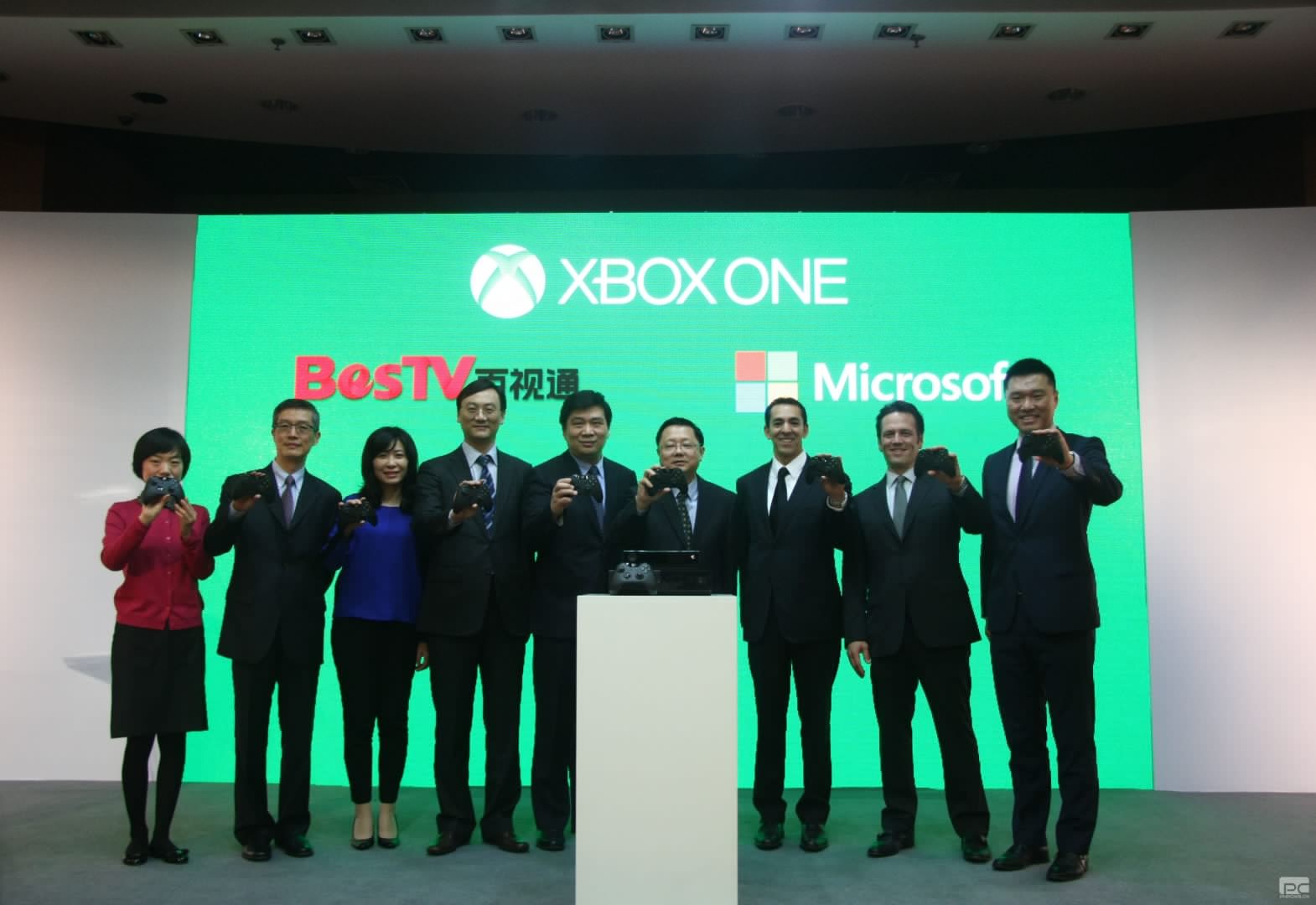 Comment on Xbox One to Enter Chinese Market This September, Finally by JD Accepts Xbox One Pre-orders in China via Tencent’s SNS Networks | Kungpao.tv