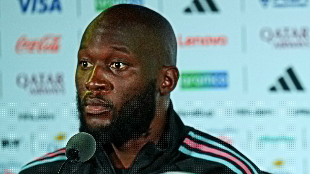 Lukaku, ci risiamo: non si presenta al ritiro del Napoli. Il club smorza: “Accordo comune”, ma il suo futuro è un caso