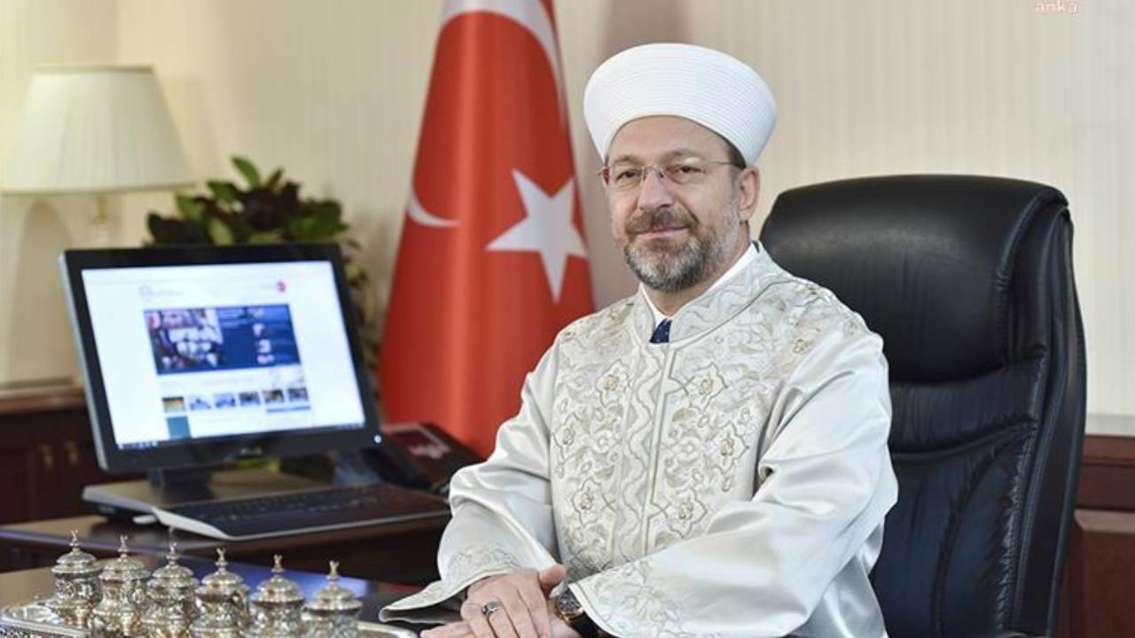 Erdoğan, Diyanet'te Ali Erbaş döneminden 4 başkan yardımcısını görevden aldı