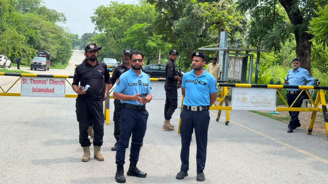 SSP Qazi inspects security at Islamabad Churches, Directs enhanced vigilance