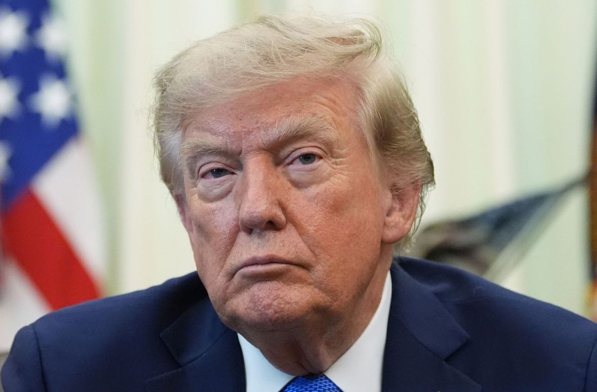 Demócratas alistan investigaciones contra Trump si recuperan la Cámara tras las elecciones, según fuentes