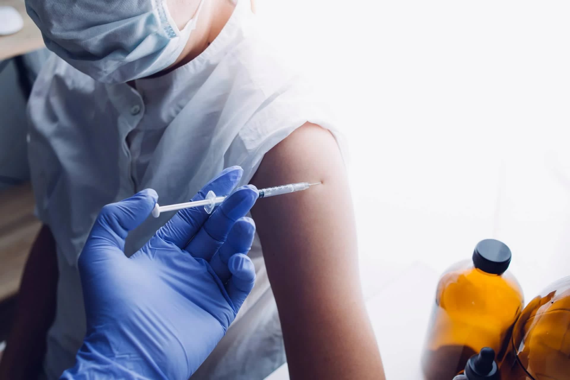 Trump’s childhood vaccine order draws sharp scientific criticism