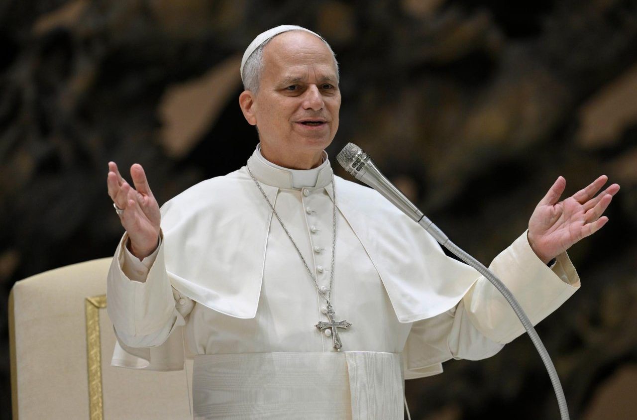Papa Leone XIV: “La dignità umana è in pericolo tra guerre ed economia del profitto” (Letizia Lucarelli)