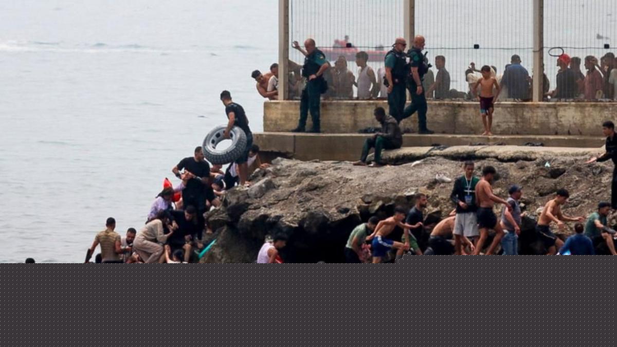EU calls emergency meeting to discuss Ceuta migrant crossings