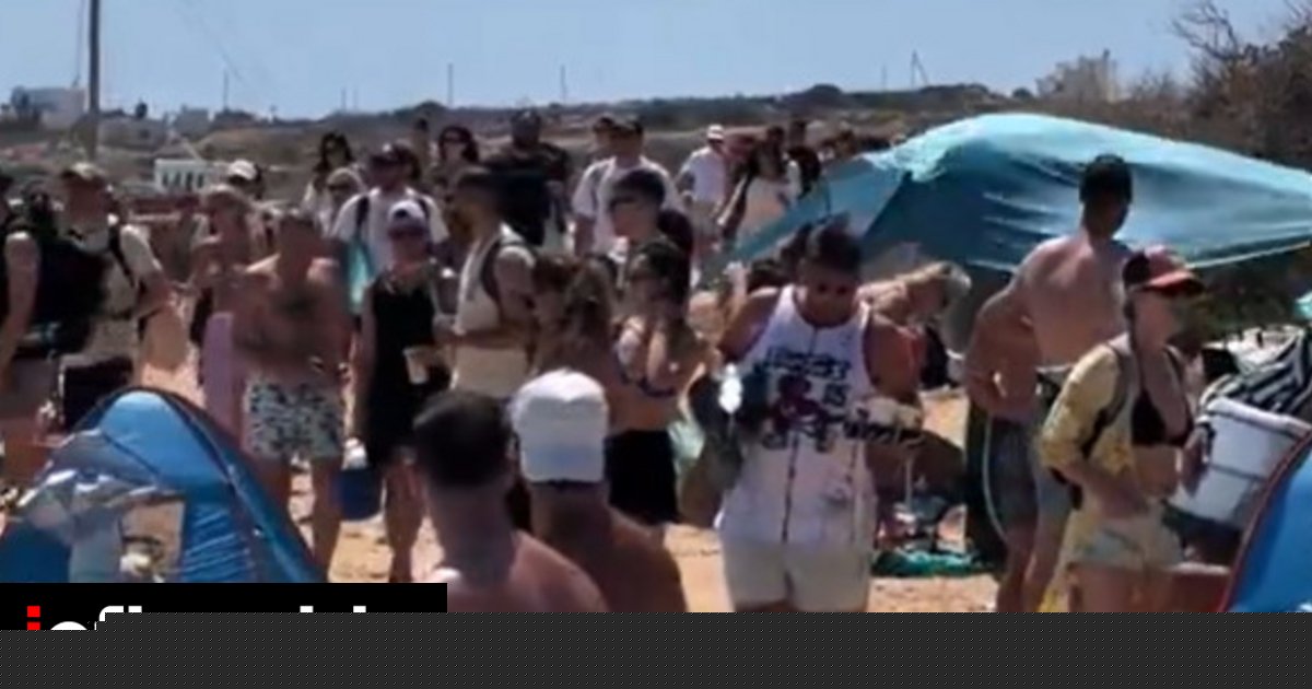 Viral βίντεο: Απίστευτος συνωστισμός στην παραλία Ιταλίδα στα Κουφονήσια