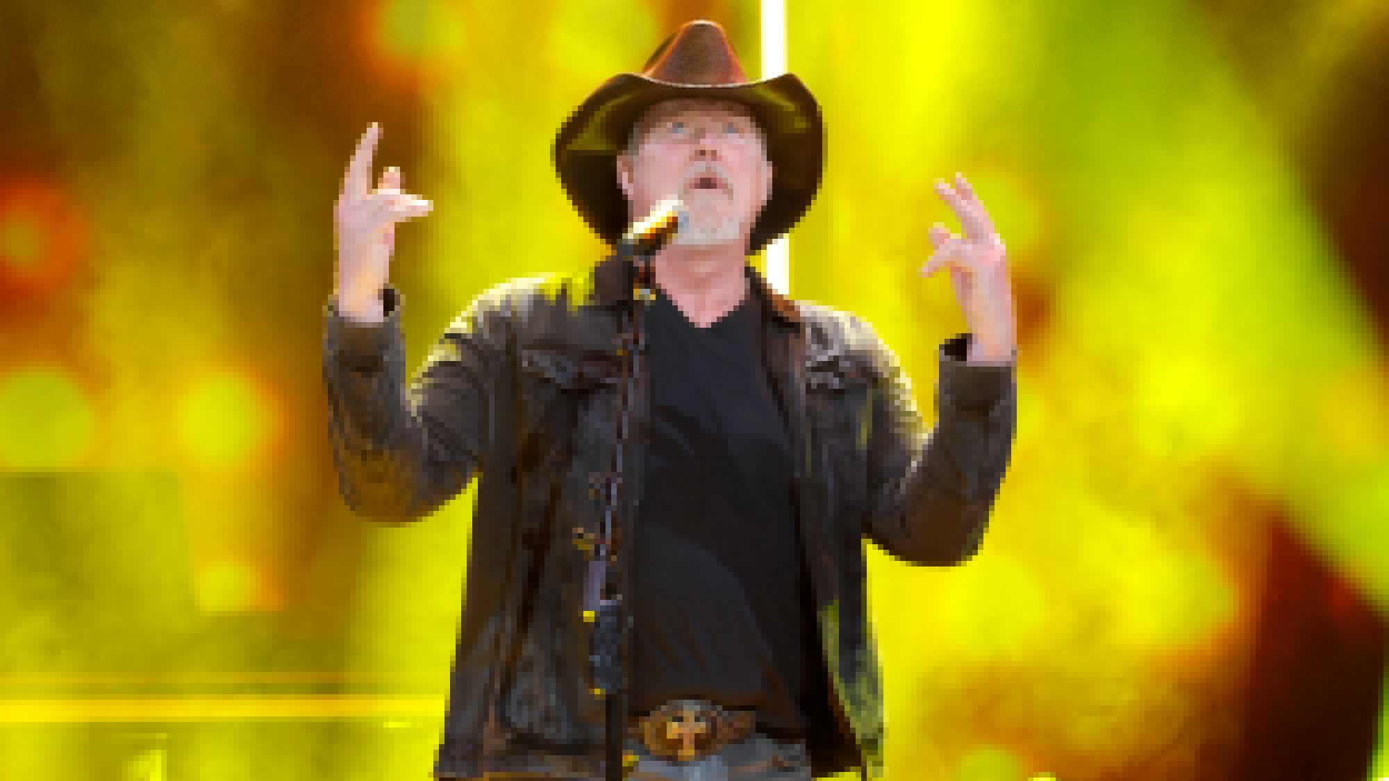 “I Don’t Think She Knew What Was About To Happen When She Pulled That Trigger”: Country Icon Says He’s Never Believed His Ex-Wife Meant To Shoot Him