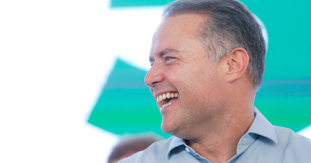 Renan Filho diz que conversa entre Lula e Trump distensionou relação