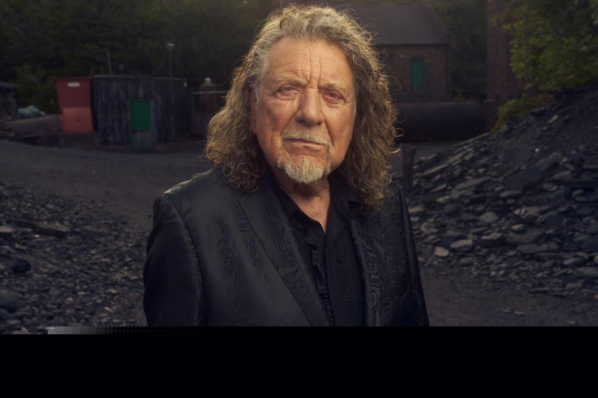Robert Plant Loses to Teenager at Surprise Chess Match Appearance