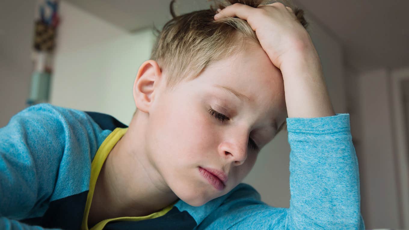 Parents Who Are Mental & Emotional Losers Usually Say 15 Phrases To Their Kids In Casual Conversation