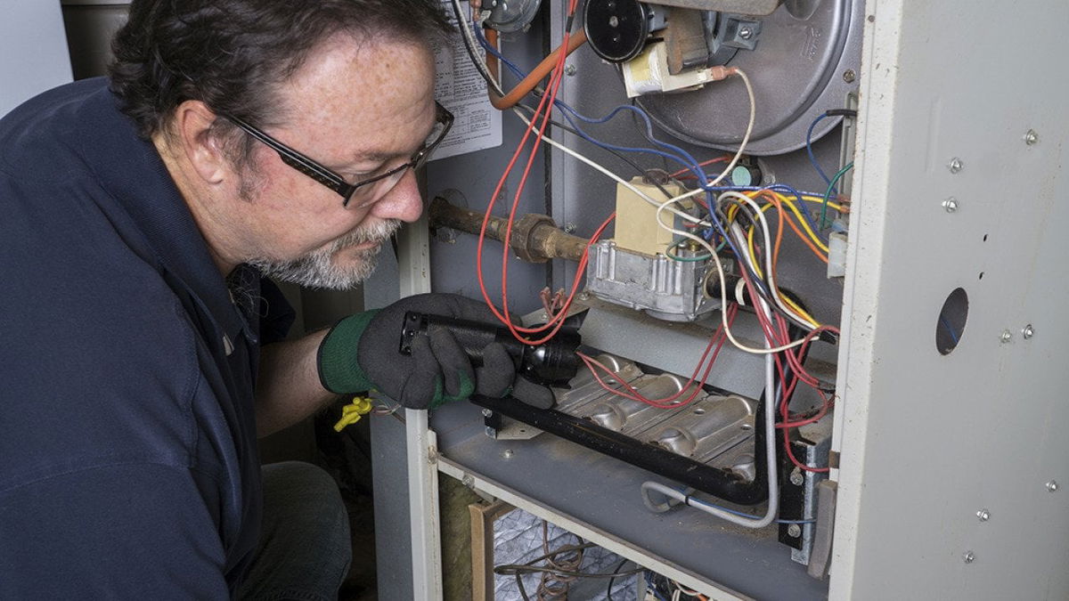 What are the benefits of a furnace tune-up?