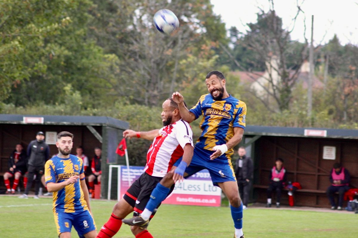 FOOTBALL - Earlswood Town see unbeaten run come to an end after defeat at leaders Northfield