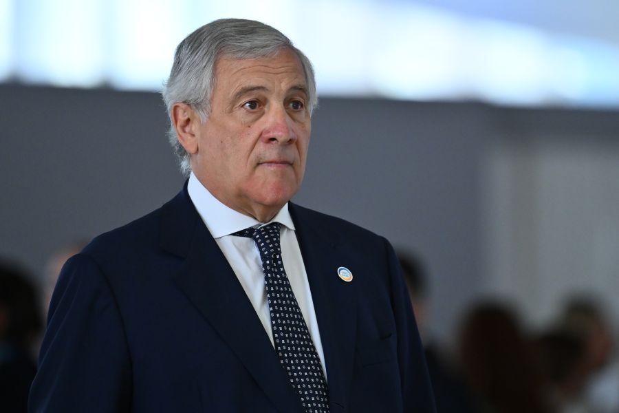 Tajani sui droni russi “Non credo che l’Italia sia un obiettivo”. Il vicepremier sente la portavoce della Flotilla “Pericoloso forzare il blocco navale”