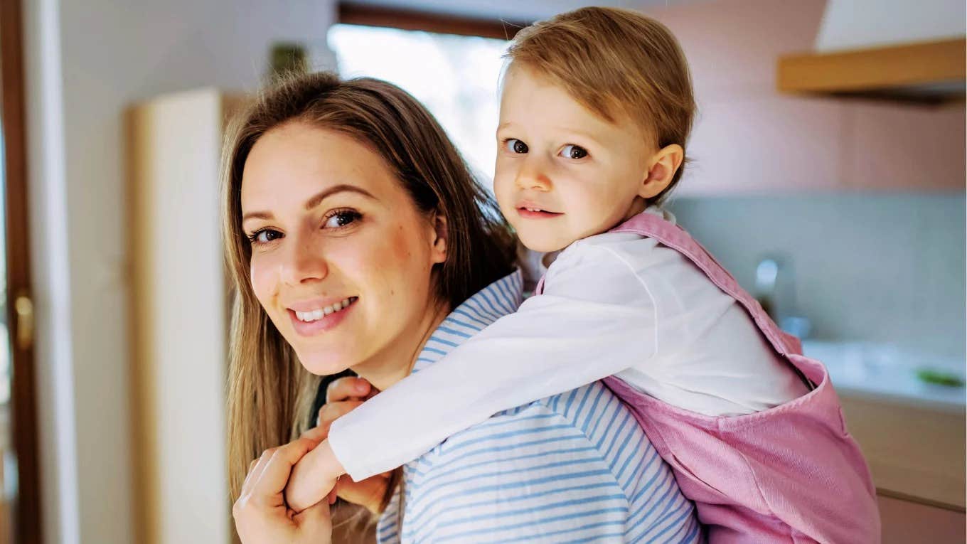 People Who Have Zero Empathy For New Parents Usually Say These 14 Casual Phrases
