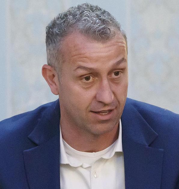 Bufera sull’ex consigliere Conte: "Brutti attacchi personali"