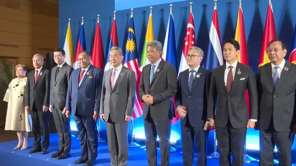 China Stands Ready to Strengthen Cooperation With ASEAN: FM Wang