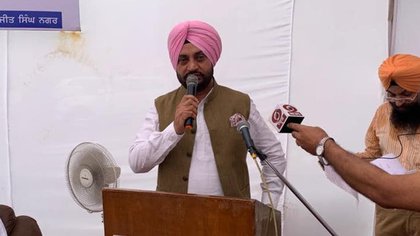 Strike cripples Mohali, Mayor seeks explanation from Commissioner