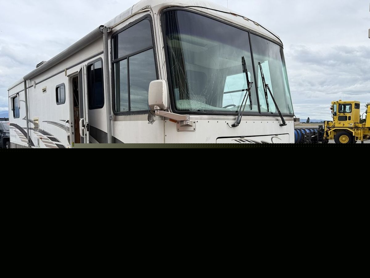 'We just got a random vehicle in the middle of the runway:' Motorhome crashes through fence at Abbotsford airport