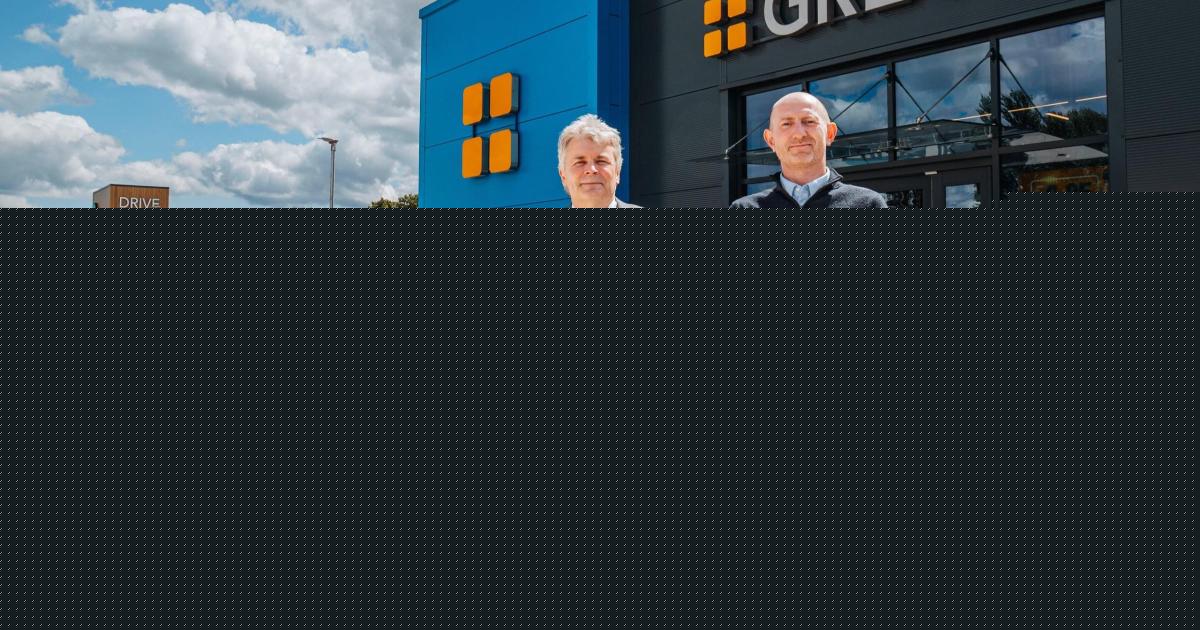 Work completes on North East retail park after final units open