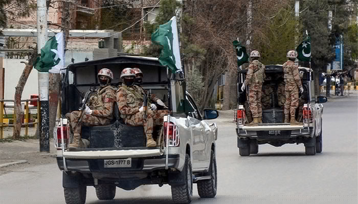 ہنگو اور بلوچستان میں سکیورٹی فورسز کی کارروائیاں ، 10دہشتگرد ہلاک ، کیپٹن شہید