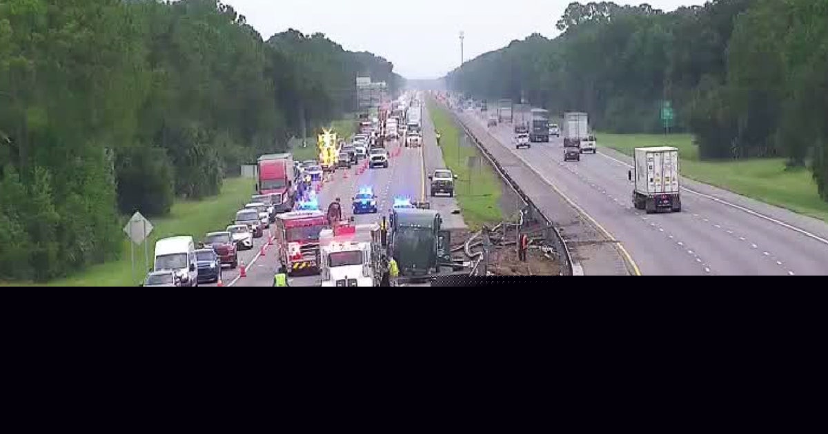 Crash shuts down I-95 southbound in Volusia County