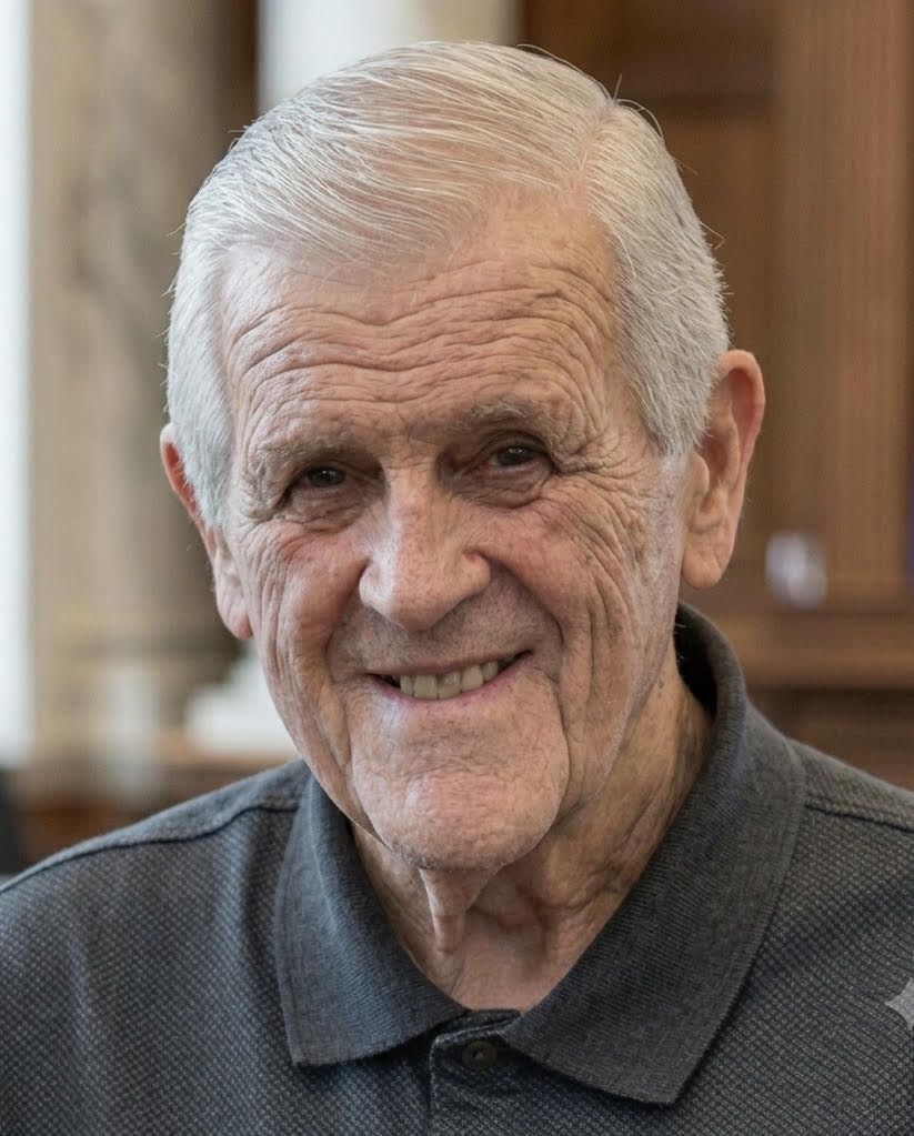 Bill Vrebosch returns to political arena, eyes council seat
