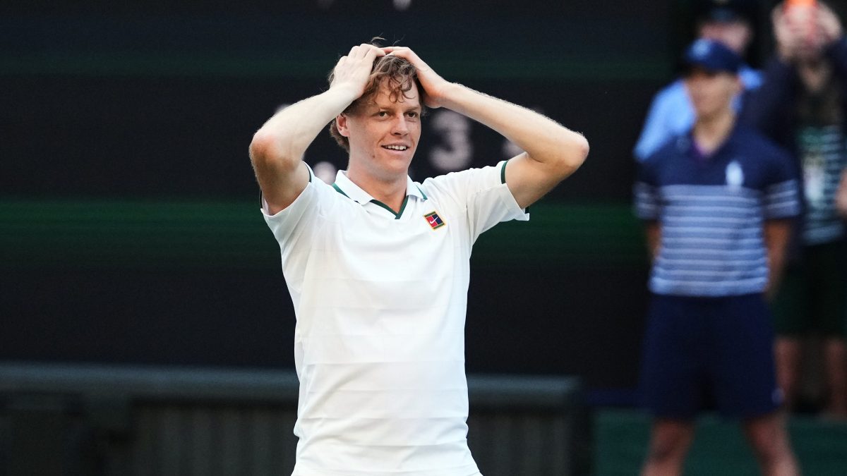 Jannik Sinner no participará en el Abierto de Cincinnati por lesión en la rodilla