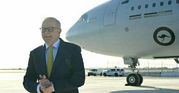 Australia formally recognises Palestine, as Albanese begins US visit