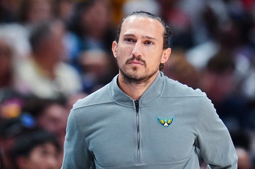 Dallas Wings fire coach Chris Koclanes after going 10-34 in Paige Bueckers’ rookie season