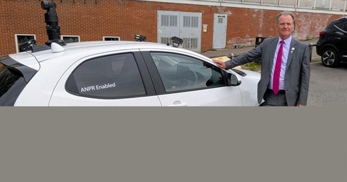 Officers to visit schools regularly in crackdown on illegal parking