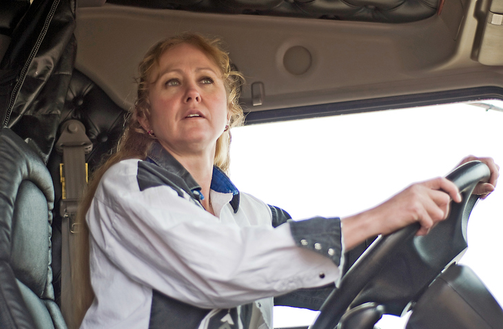 Women in Trucking calls for industry input in its 2026-27 survey