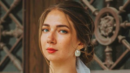 I Fired My Maid Of Honor Four Days Before My Wedding — 'A 20-Year Friendship Down The Drain'