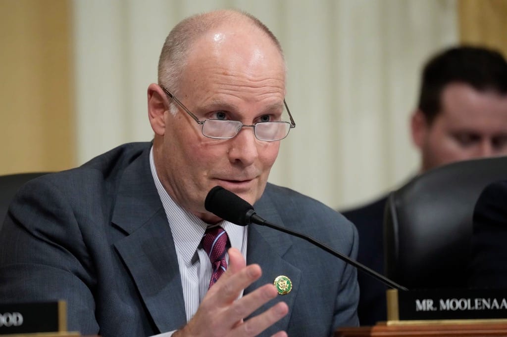 House Committee Wants More FCC Oversight of Chinese Firms