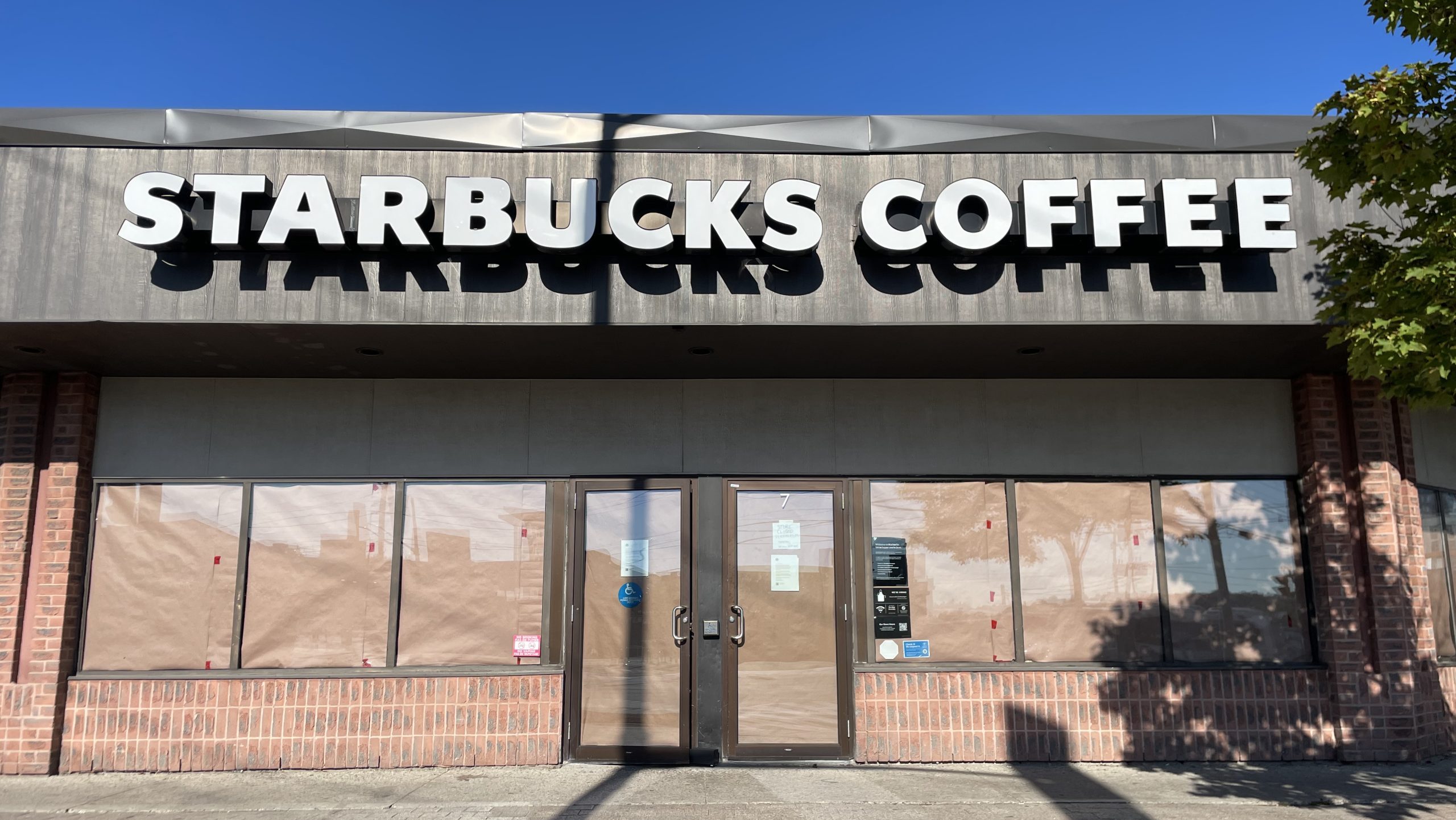 Two Starbucks locations in Waterloo now permanently closed