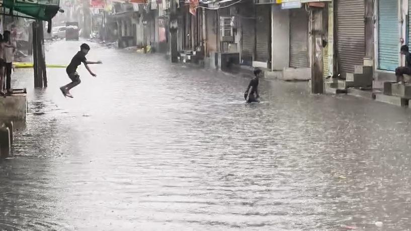 Heavy rain lashes Delhi again; IMD upgrades alert, more showers likely through the day