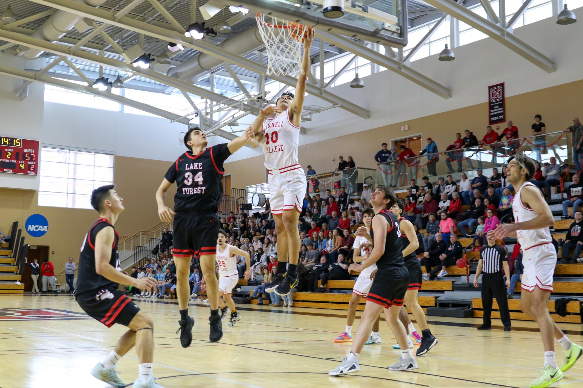 Layups in LA: Men’s basketball travels to California, prepares for conference play