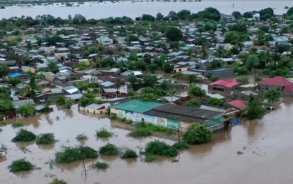 Estudio: Cambio climático agravó lluvias torrenciales e inundaciones mortales en el sur de África
