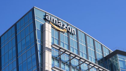 Amazon’s Latest Layoffs Add Fuel to White-Collar Recession
