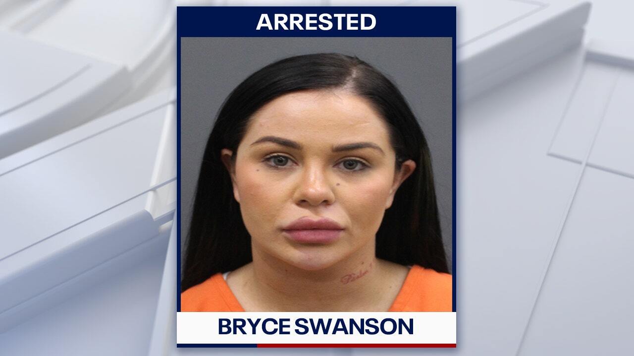 Canadian woman with multiple personality disorder arrested by unsympathetic Florida cops [Florida]