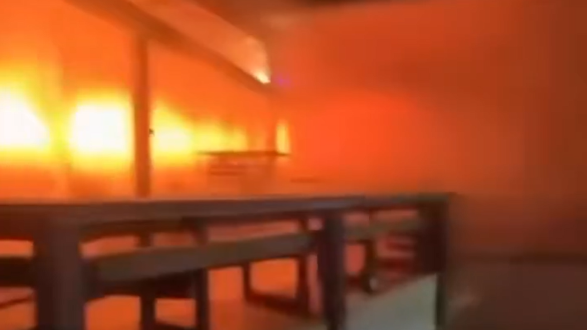 Incendie à Crans-Montana : une nouvelle vidéo inédite montre "la boule de feu" décrite par les survivants et la fuite désespérée des clients du bar