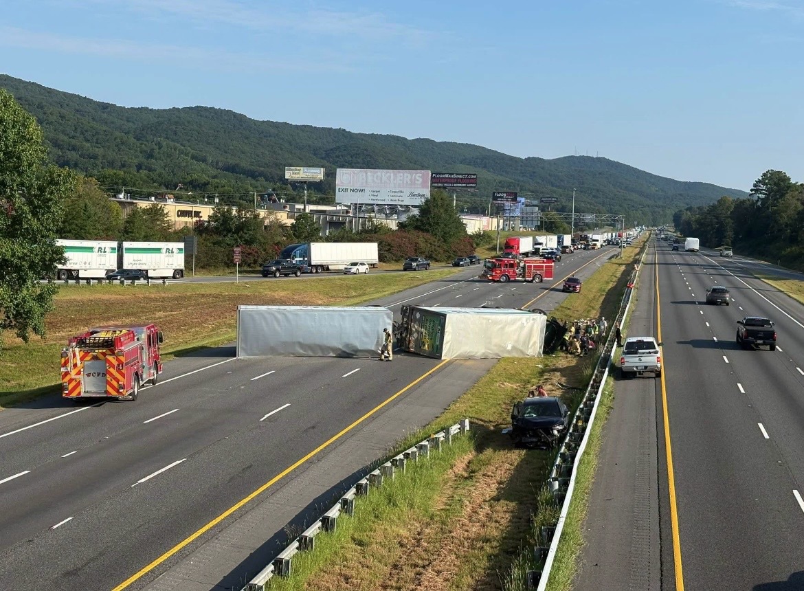 Crash Involving Overturned Tractor-Trailer Causes I-75 Delays